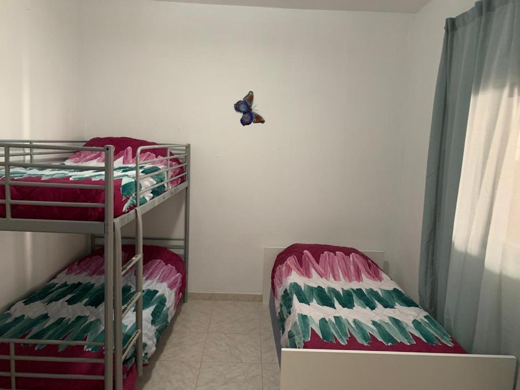 Tres Habitaciones Privadas 4Huespedes 4Huespedes 2Huespedes Piso A Compartir Ла Лагуна Екстериор снимка